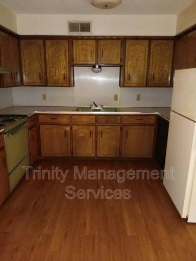 Main picture of 120 Sequoyah Ln
