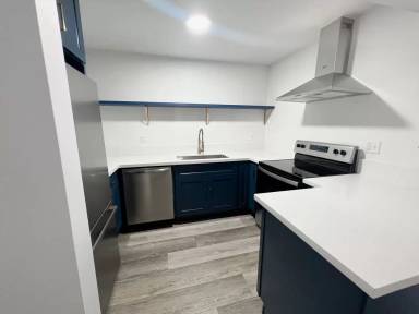 Main picture of 2050 Meridian Ave