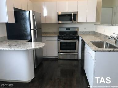 Main picture of 2638 N Halsted St