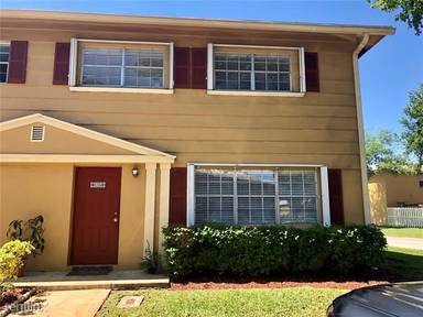 Main picture of 1805 SW 81st Ter