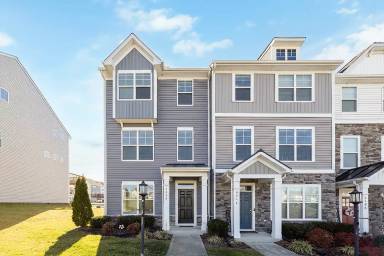 Main picture of 6418 Cassia Loop