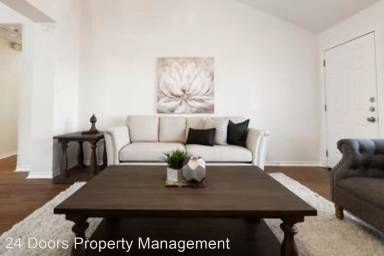 Main picture of 8120 Broken Arrow Rd