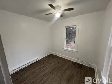 Main picture of 15 Hospital St
