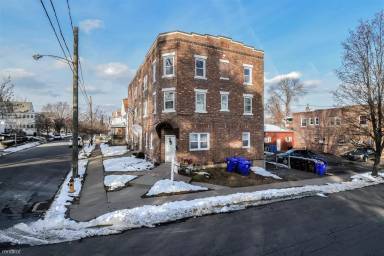Main picture of 54 Grove St