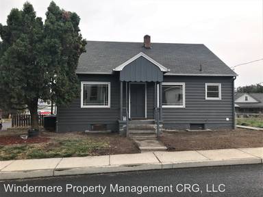 Main picture of 1501 E 10th St