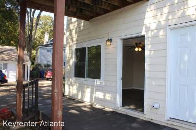 Main picture of 1155 United Ave SE