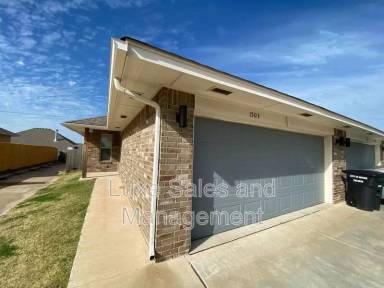 Main picture of 1501 Macalpine St