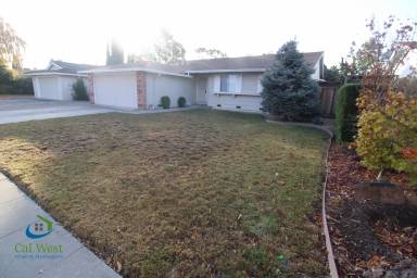 Main picture of 462 Roading Dr