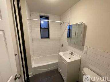 Main picture of 435 72nd St