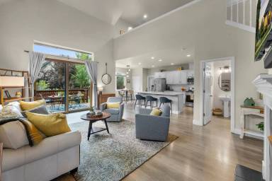 Main picture of 19540 Oceanspray Way