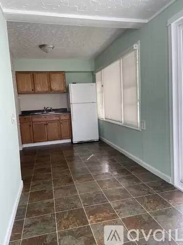 Main picture of 2422 Nesmith Lake Blvd