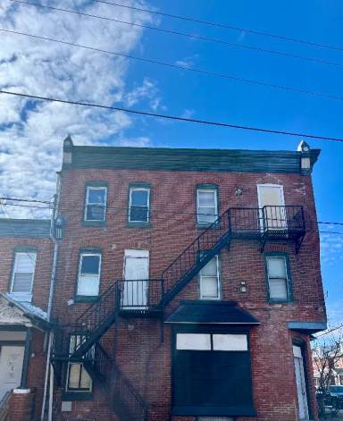 Main picture of 136 Stanbridge St