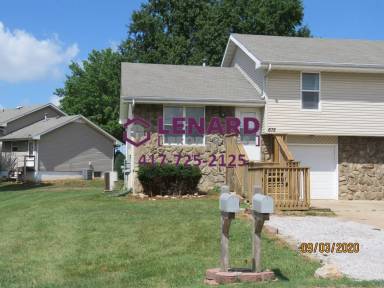 Main picture of 675 Meadowridge St