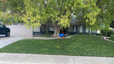 Main picture of 2304 Mountain Oak Rd