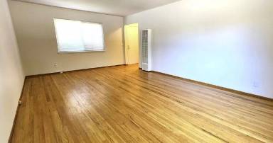Main picture of 650 Oak Grove Ave