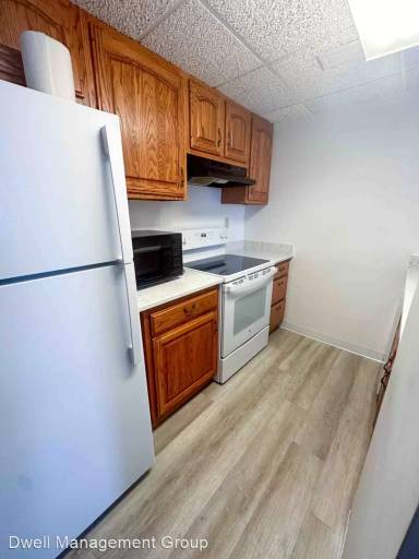 Main picture of 206 South Broadway Apartments