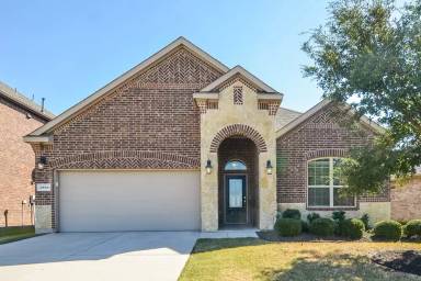 Main picture of 1805 Lake Pine Dr