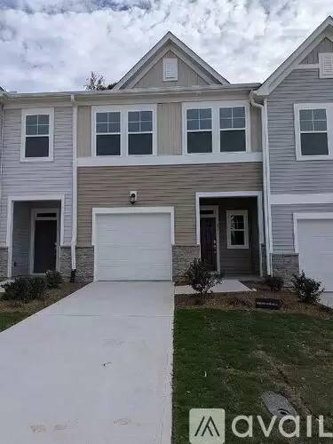 Main picture of 898 Pilot St