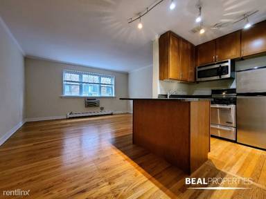 Main picture of 625 W Wrightwood Ave Apartments
