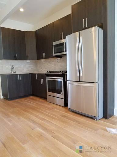 Main picture of 86 South 6