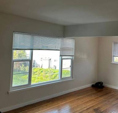Main picture of 1348 Blake St