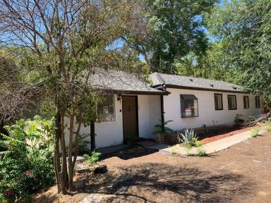 Main picture of 204 24th St