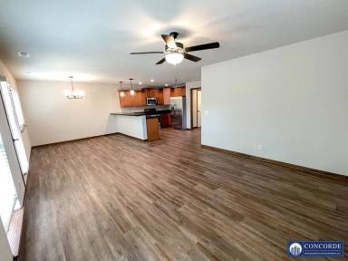 Main picture of 800 W Bellezza St