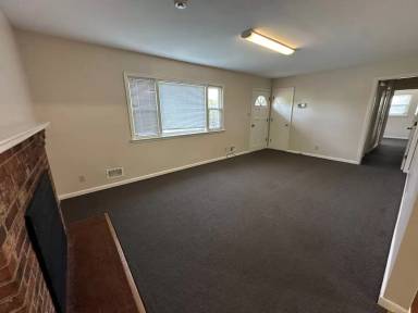 Main picture of 1210 Bristol St