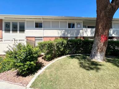 Main picture of 2838 Geary Pl