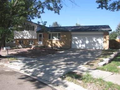 Main picture of 2807 Ridgeglen Ct