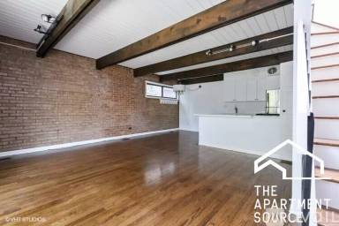 Main picture of 2642-50 N Marshfield Ave Apartments