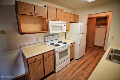 Main picture of 6500 W 43rd St