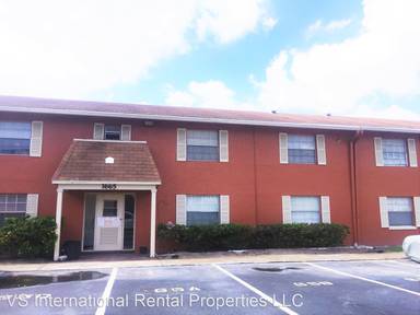 Main picture of 1665 W Oak Ridge Rd