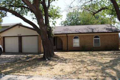 Main picture of 505 Stallion Ln