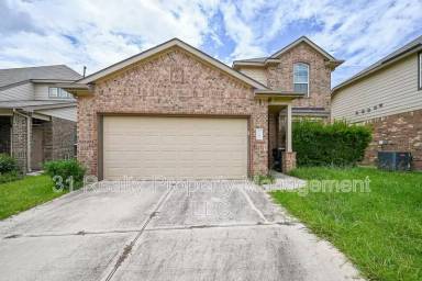 Main picture of 3747 Don Giovanni Pl