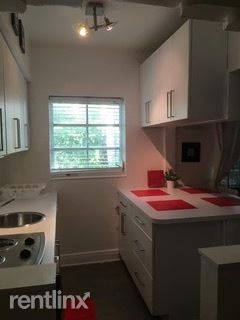 Main picture of 1021 Euclid Ave