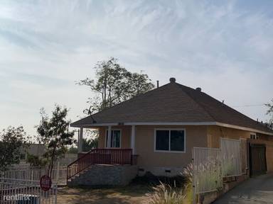 Main picture of 965 Everett St