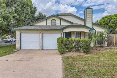 Main picture of 12100 Salem House Way