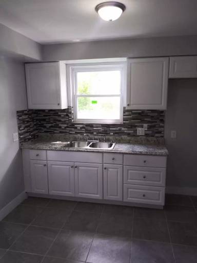 Main picture of 11730 Robson St