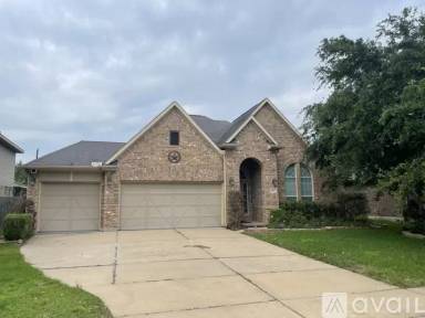 Main picture of 8907 Henrico Ln