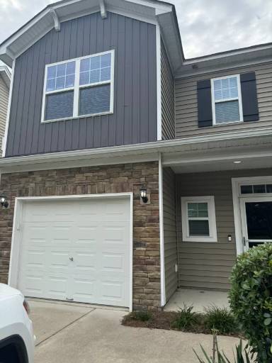 Main picture of 834 Parnell Ct