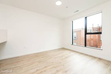 Main picture of 13 Sewall St