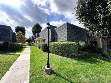 Main picture of 19200 Hamlin St