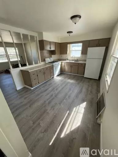 Main picture of 2531 S Telulah Ave