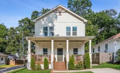 Main picture of 240 Laurel Ave SW