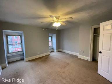 Main picture of 4500 Liberty Rear Ave