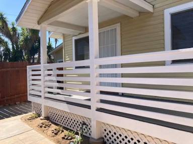 Main picture of 3048 Olive St