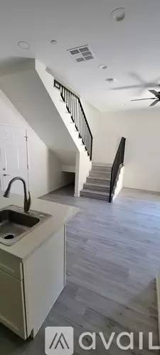 Main picture of 69 Locust St