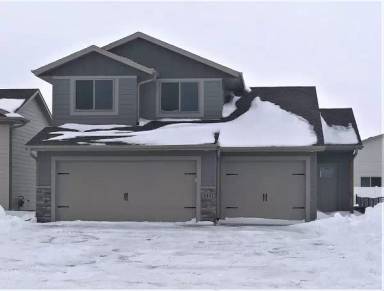 Main picture of 9437 W Liam St