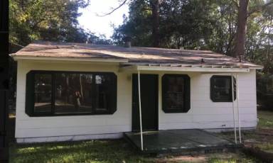 Main picture of 736 E Ann St